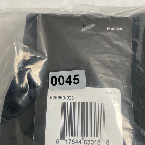 NEW Nike Boys Black Athletic Mesh Shorts 7 - Picture 10 of 10